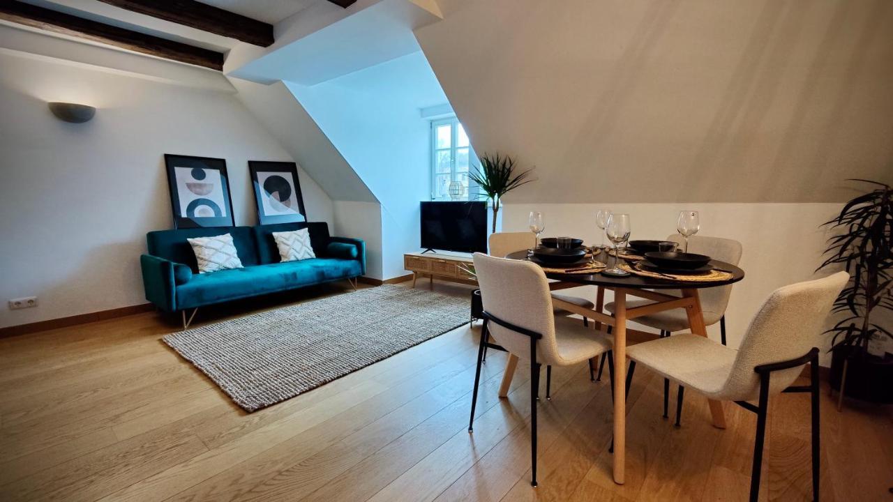 Apartamento One Apartment's⎢neu+zentral⎢alberstplatz⎢altbau Coburg