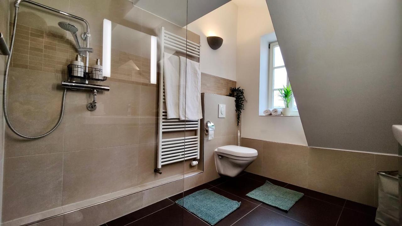 One Apartment's⎢neu+zentral⎢alberstplatz⎢altbau